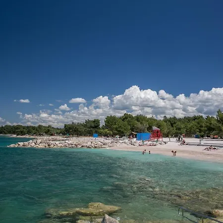 Sara, Village Stinjan Apartament Pula