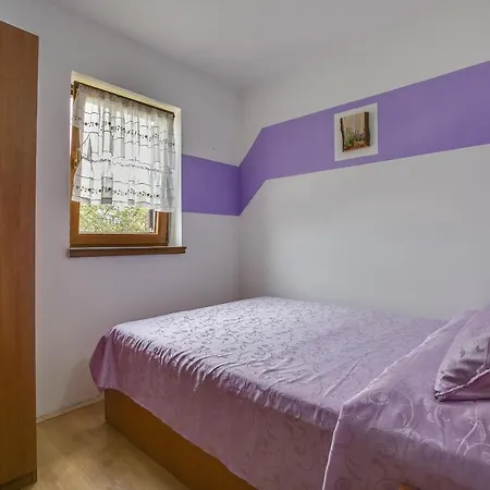 Sara, Village štinjan * Pula